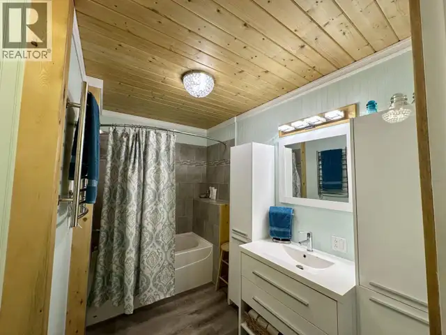 20193 FAREWELL CREEK ROAD Telkwa, British Columbia in Houses for Sale in Smithers - Image 15