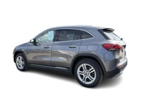 Le 2023 Mercedes-Benz GLA 250 4MATIC est un VUS sous-compact de luxe qui combine élégance, technolog... (image 8)