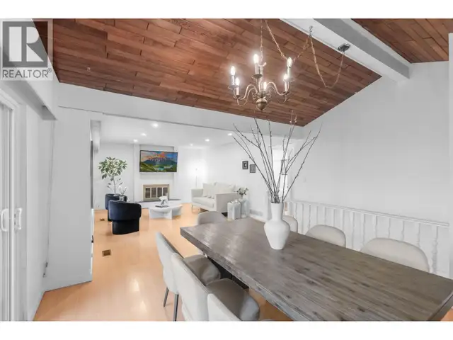 1835 ARBORLYNN DRIVE North Vancouver, British Columbia in Houses for Sale in North Shore - Image 10