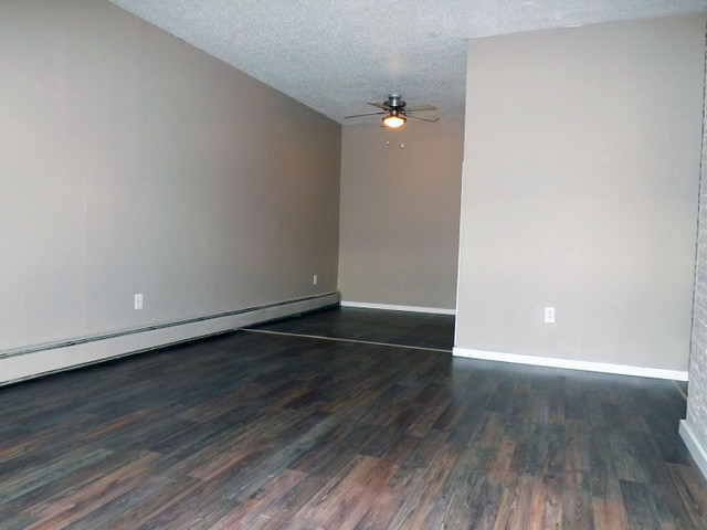 McDougall Apartment For Rent | Washington Court in Long Term Rentals in Edmonton