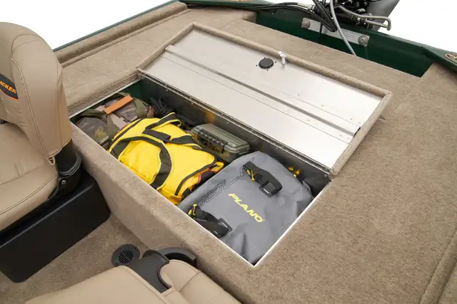 2026 TRACKER Bass Tracker Classic Limited Edition fishing boat in Powerboats & Motorboats in Calgary - Image 9