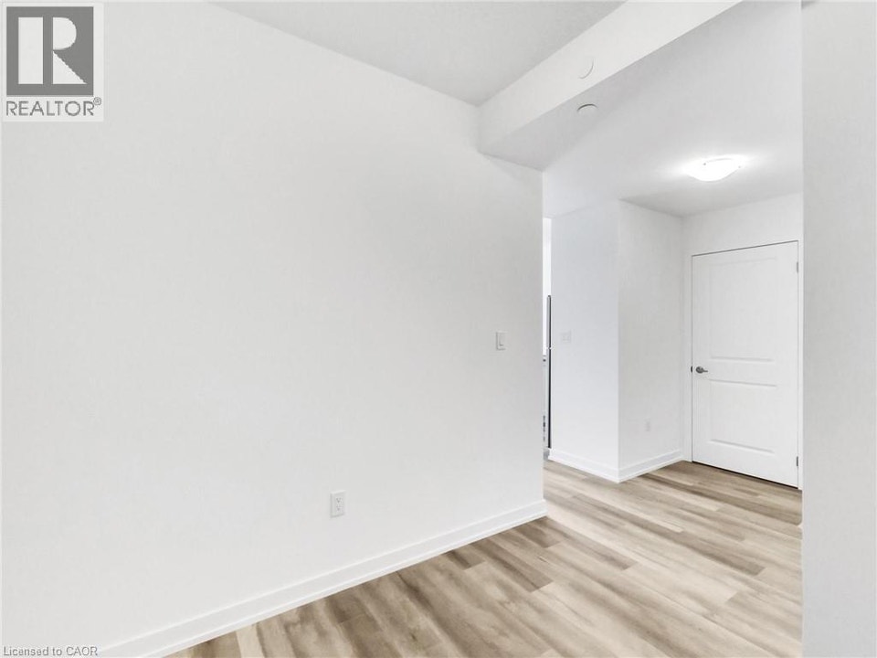 470 DUNDAS Street E Unit# 1008 Waterdown, Ontario 3