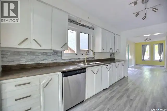 424 ARTHUR STREET Regina, Saskatchewan in Houses for Sale in Regina - Image 10