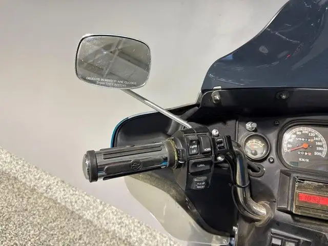 1994 Harley-Davidson FLHTCU - Ultra Classic Electra Glide in Sport Touring in Edmonton - Image 16