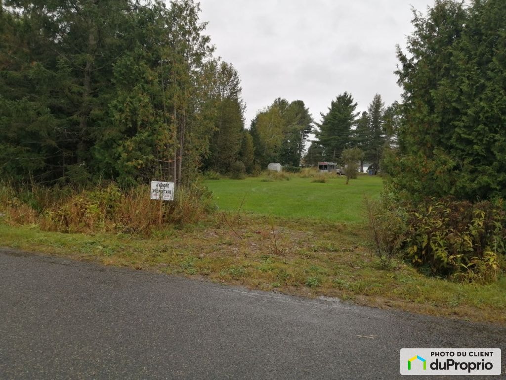 $129,900 - Residential Lot for sale in St-Damien — photo 1