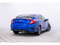 La Honda Civic SE 2018 est une voiture compacte réputée pour sa fiabilité, son économie de carburant... (image 4)