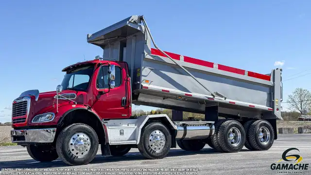 2009 FREIGHTLINER M2 112 BENNE BASCULANTE / CAMION DOMPEUR 12 RO in Heavy Trucks in Longueuil / South Shore - Image 4