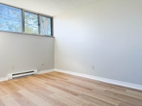 The Laurentian offers everything you need for comfortable city living.Ideally located at 525 St. Law... (image 8)