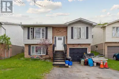 Raised Bungalow With 3+1 Bedrooms And 2 Baths, Perfectly Situated On A Ravine Lot Backing Onto The E...