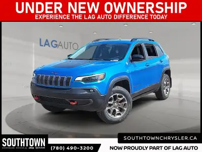 2022 Jeep Cherokee Trailhawk Experience the Jeep Cherokee Trailhawk with only 122366 km on the odome...