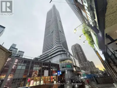 Luxury Condo Unit Of 11 Wellesley At The Heart Of Downtown Toronto,40th Floor Beautiful City View An...