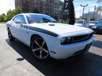 6-SPEED MANUAL - R/T Classic Pkg - WHITE ON RED INT CALL FOR APPOINTMENT 100% CANADIAN VEHICLE Visit... (image 1)