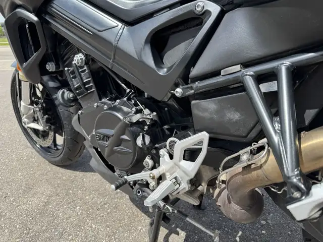 2015 BMW F800R in Sport Bikes in Kitchener / Waterloo - Image 19