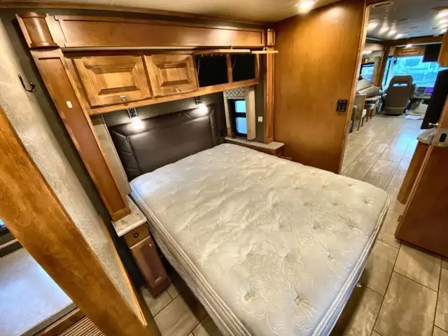2017 Tiffin Motorhomes Allegro 36 LA in RVs & Motorhomes in Abbotsford - Image 14