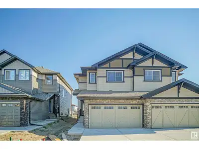 Welcome to the “Belgravia” built by the award-winning builder Pacesetter Homes. This is the perfect...