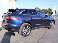 SAFETY INCLUDED DIESEL LOCAL ONATRIO CAR 15 SERVICE RECORDS Very Clean Jaguar F-PACE 2.0L Diesel AWD... (image 6)