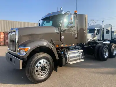 Stock #: 2278-26 Tandem Axle Day Cab Tractor, Cummins X15 engine (565) HP, Eaton Fuller D/O transmis...
