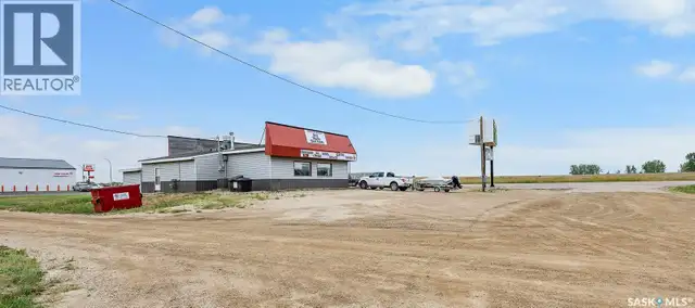 309 LOUIS RIEL TRAIL Chamberlain, Saskatchewan in Commercial & Office Space for Sale in Moose Jaw - Image 4