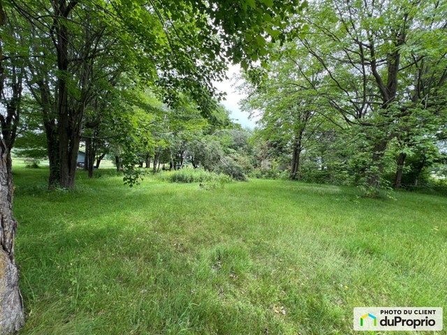 $135,000 - Residential Lot for sale in Acton Vale — photo 1