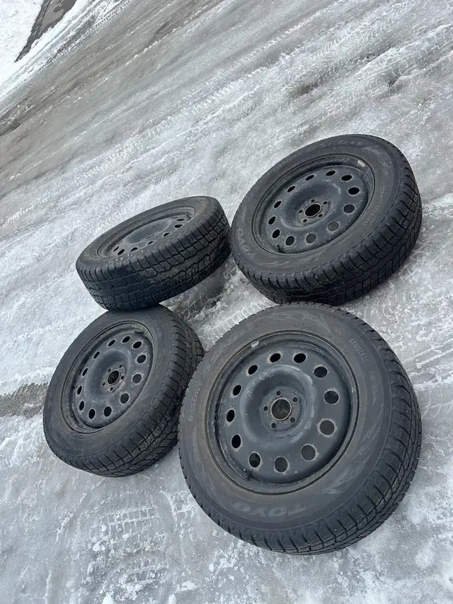 245/60/18 toyo winter 5x108 volvo xc60 xc90 ford edge in Tires & Rims in Mississauga / Peel Region - Image 3