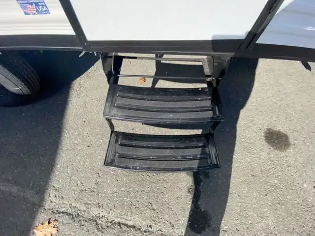 2026 EAST TO WEST Della Terra LE 170BHXLE in Travel Trailers & Campers in Bedford - Image 25