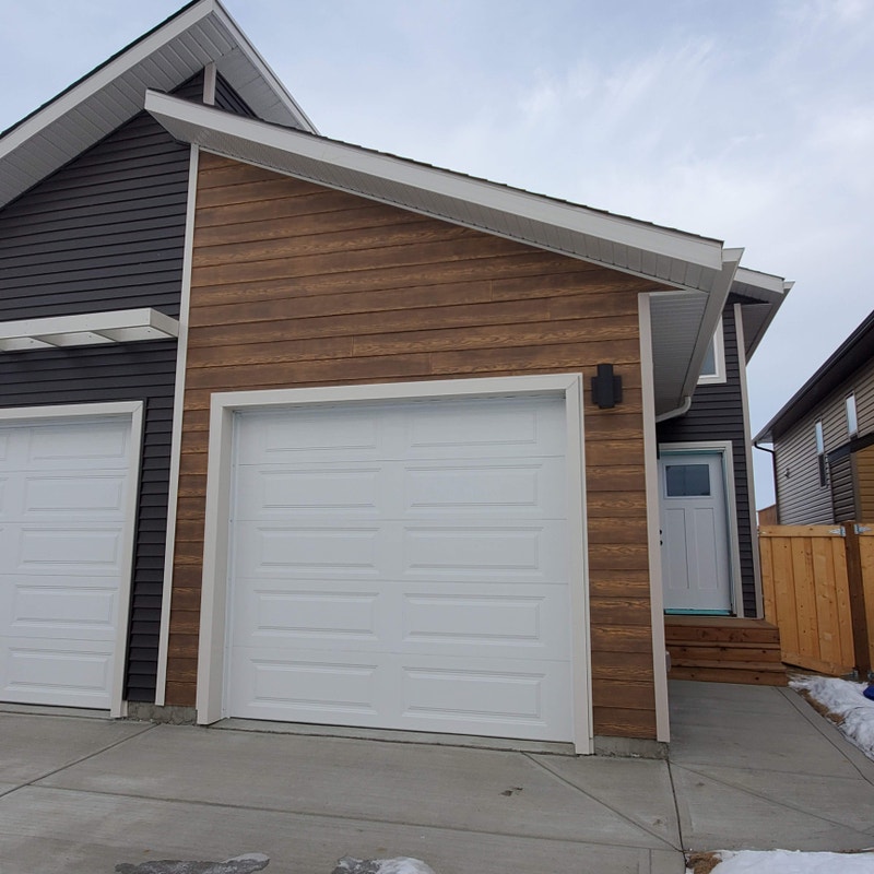 11422 107 Avenue Upper Duplex Utilities Included House for R Long