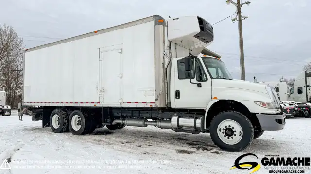 2018 INTERNATIONAL 4400 REEFER TRUCK WITH TAILGATE in Heavy Trucks in Oshawa / Durham Region - Image 4