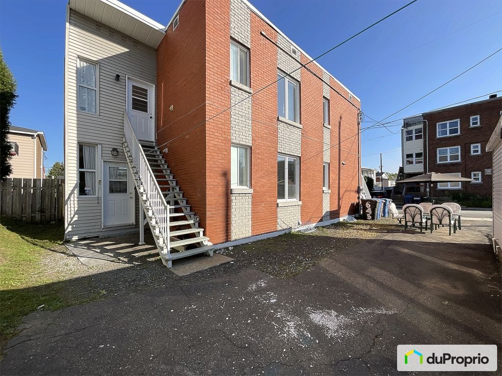 $339,900 - Duplex for sale in Shawinigan (Shawinigan) — photo 2