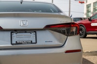 Passenger Illuminated Visor Mirror,Traction Control,Heated Mirrors,Pass-Through Rear Seat,Power Stee... (image 8)