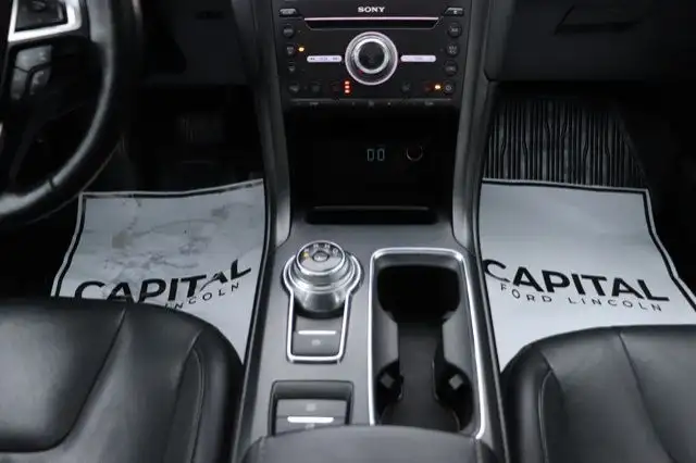 2019 Ford Fusion Hybrid Titanium FWD in Cars & Trucks in Winnipeg - Image 11