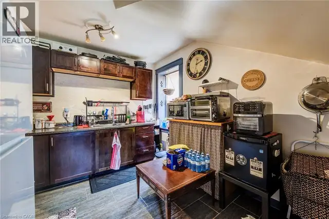 24 HOHNER Avenue Kitchener, Ontario in Houses for Sale in Kitchener / Waterloo - Image 10