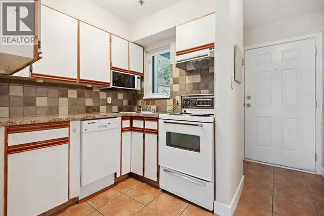103 1205 W 14TH AVENUE Vancouver, British Columbia in Long Term Rentals in Vancouver - Image 11