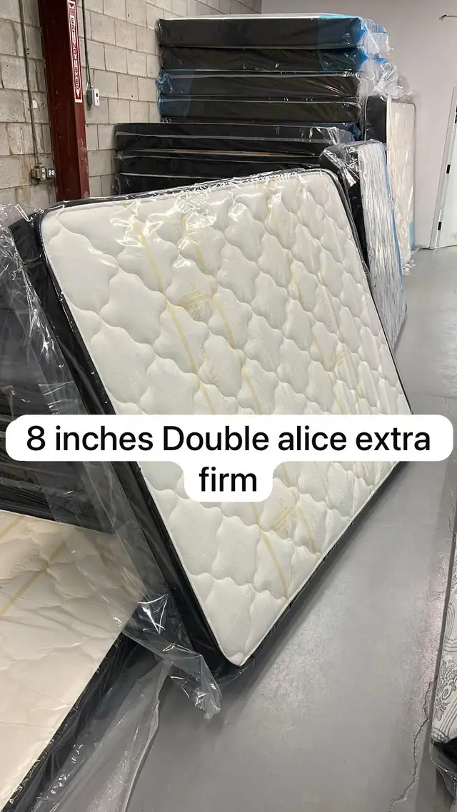 King Mattress / Queen Mattress | Full Mattress | Twin Mattress in Beds & Mattresses in Oshawa / Durham Region - Image 3