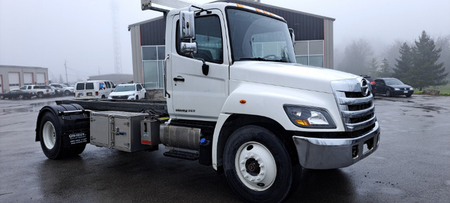 2020 Hino 338 With An On-Trux System in Heavy Trucks in Hamilton - Image 3