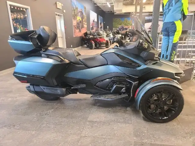 2025 CAN-AM Spyder RT Limited SE6 in Sport Touring in Lanaudière - Image 6