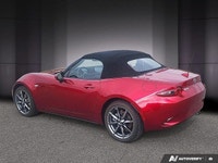 La Mazda MX-5 GT 2023 incarne l'essence même du plaisir de conduire. Ce roadster emblématique, fidèl... (image 4)