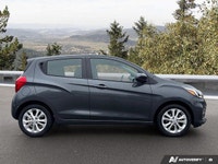 Perfectly designed for city living and beyond, this 2021 Chevrolet Spark 1LT Hatchback in a sleek Ni... (image 5)