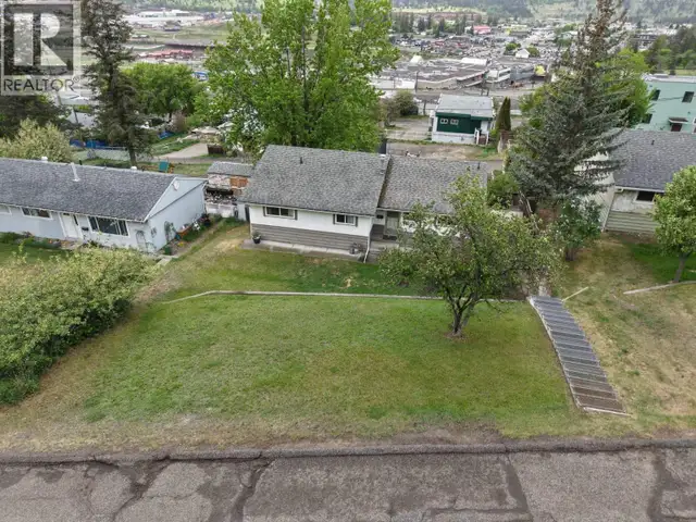 37 WINDMILL CRESCENT Williams Lake, British Columbia in Houses for Sale in Williams Lake - Image 4