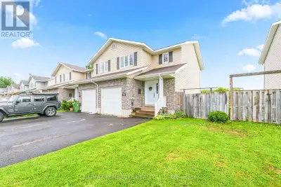 Welcome to beautiful Petawawa and the desirable Limestone Trail subdivision! This well-maintained 3-...
