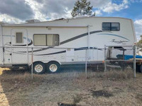 2006 - 24.5ft Travelaire 5th Wheel Holiday Trailer