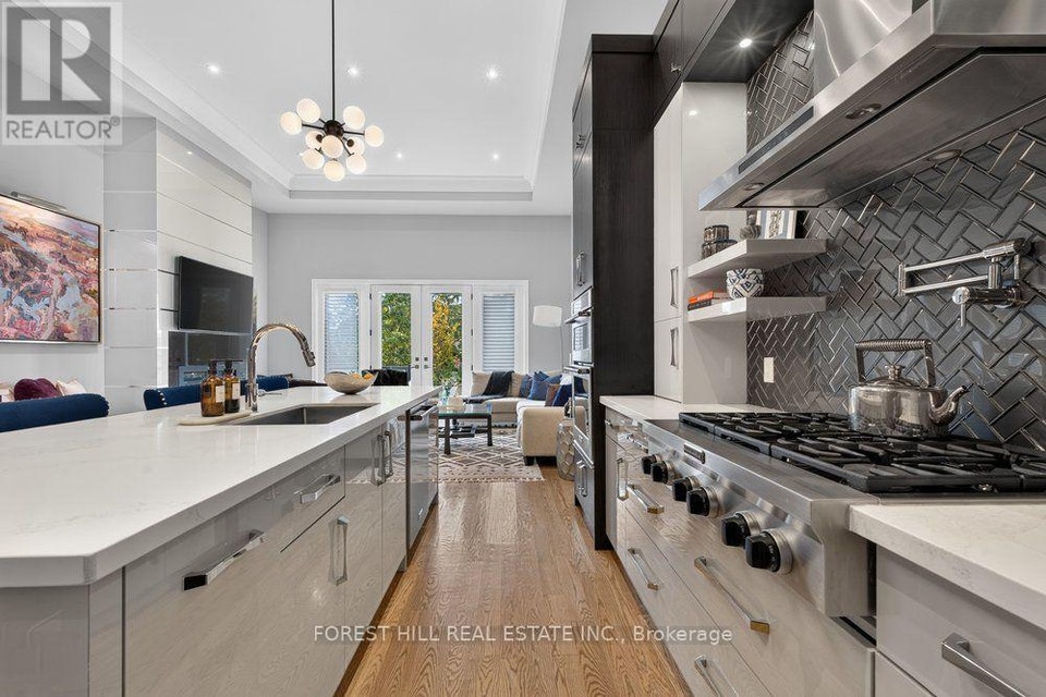 167A Aldercrest Road Toronto (Alderwood), Ontario, photo 16 of 40