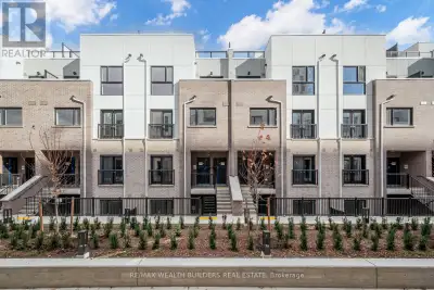 309-A11 - 349 WHEAT BOOM DRIVE W Oakville (JM Joshua Meadows), O