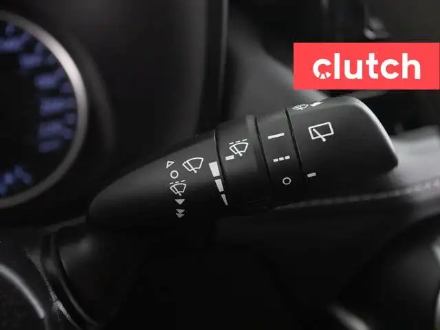 2022 Toyota RAV4 Hybrid LE AWD w/ Front Heated Seats, Rearview C in Cars & Trucks in Ottawa - Image 29