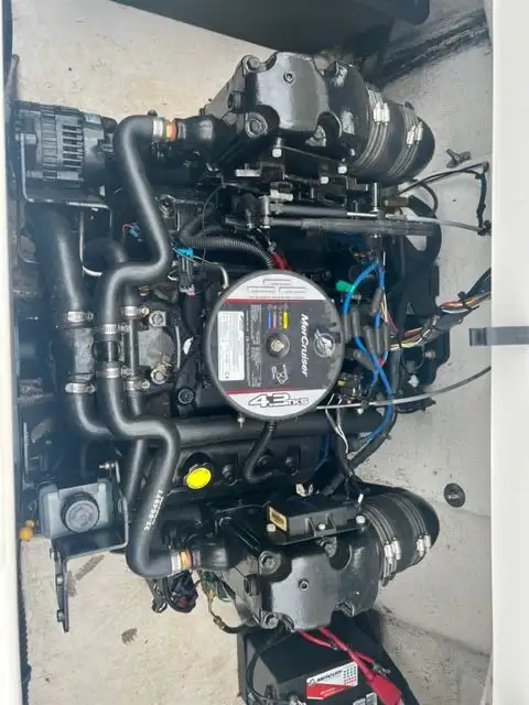 2010 19' RINKER MTX BOWRIDER WAKEBOARD BOAT in Powerboats & Motorboats in Peterborough - Image 20