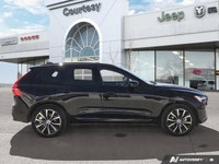 Clean Carfax | Mint Condition Experience unparalleled comfort and intelligent design in this pristin... (image 6)