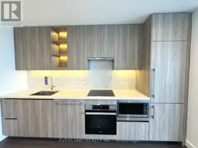 710 - 25 MCMAHON DRIVE Toronto (Bayview Village), Ontario