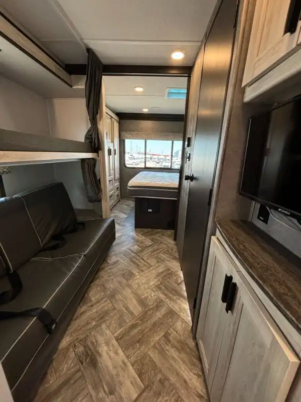 2023 Forester 3251 CD in RVs & Motorhomes in Laval / North Shore - Image 18