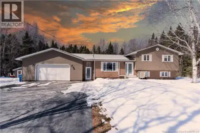 Welcome to 32 North Boom Road in Strathadam! This well maintained single family detached home offers...