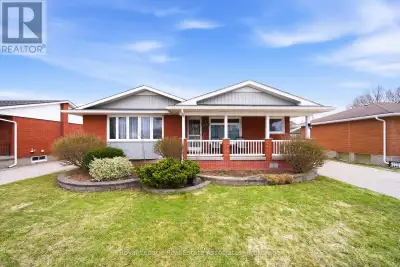 A truly distinctive 3 bedroom bungalow tucked into a quiet crescent in Niagara Falls. Set on a large...