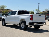 Standard box size, heated front seats, BALANCE OF FACTORY WARRANTY, trailer brake controller, bench... (image 2)